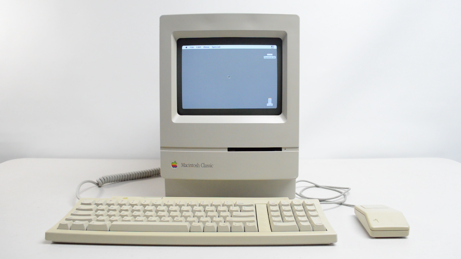 Macintosh Classic Running